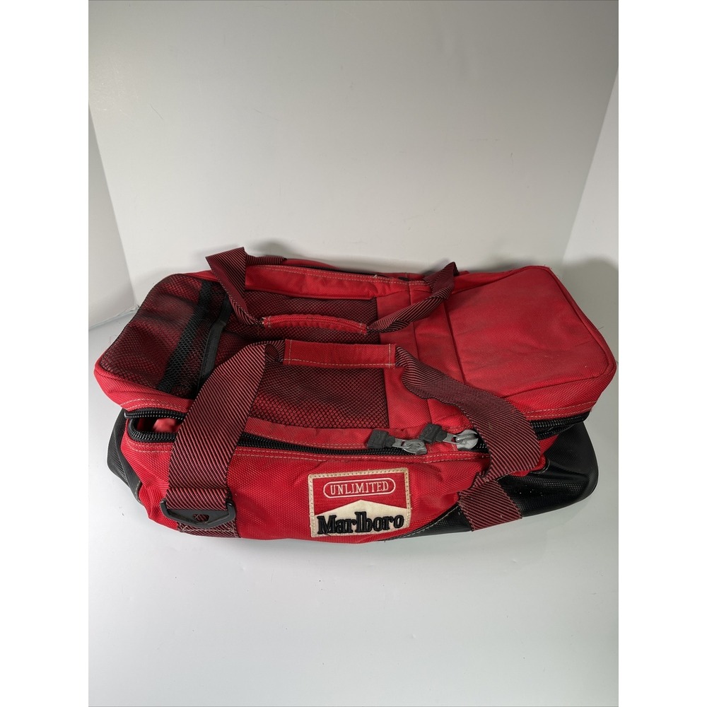 Marlboro Unlimited Gear Large Red Divided Cooler Bag‎ Duffel 20"